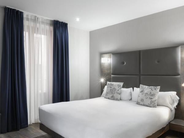 Petit Palace Posada del Peine : photo 1 de la chambre chambre quintuple (5 adultes)