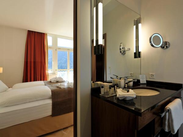 Waldhotel & SPA Davos - for body & soul : photo 4 de la chambre chambre double supérieure