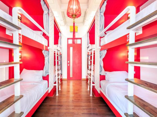 Ama Hostel Bangkok : photo 2 de la chambre dortoir mixte de 8 lits