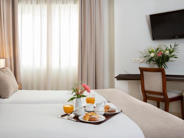 Ona Alanda Club Marbella : photo 6 de la chambre appartement familial supérieur 1 chambre (4 adultes)