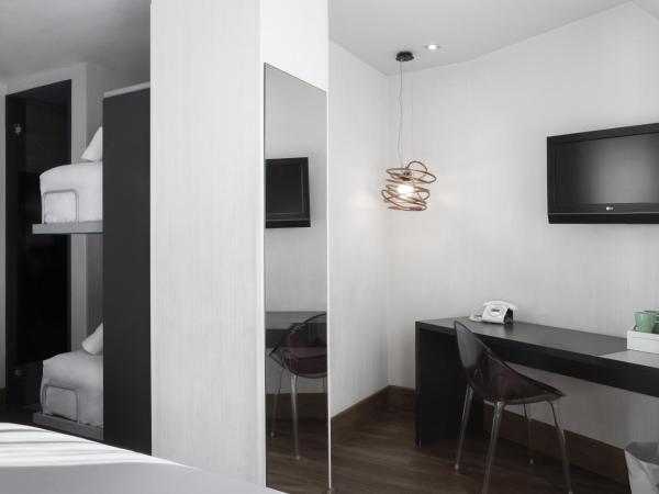 Petit Palace Plaza Mayor : photo 7 de la chambre chambre de luxe avec terrasse (4 adultes)