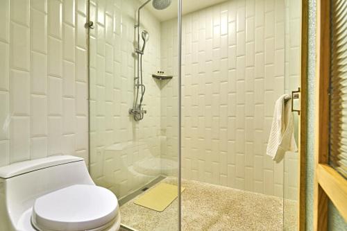 Wei Wen Inn : photo 4 de la chambre chambre double deluxe avec baignoire