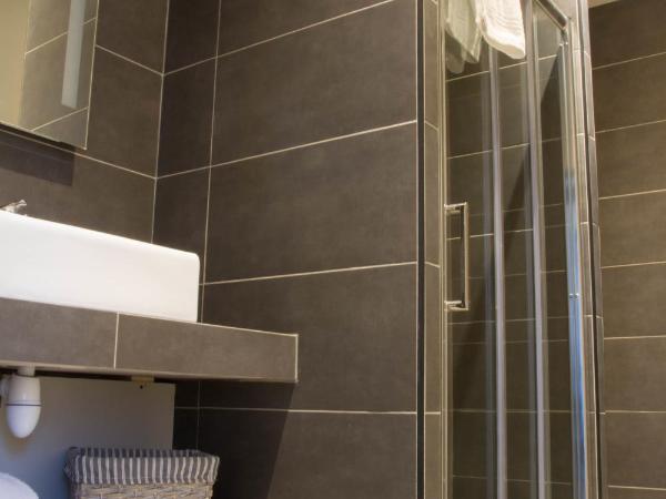 The Nest : photo 2 de la chambre appartement - vue sur jardin