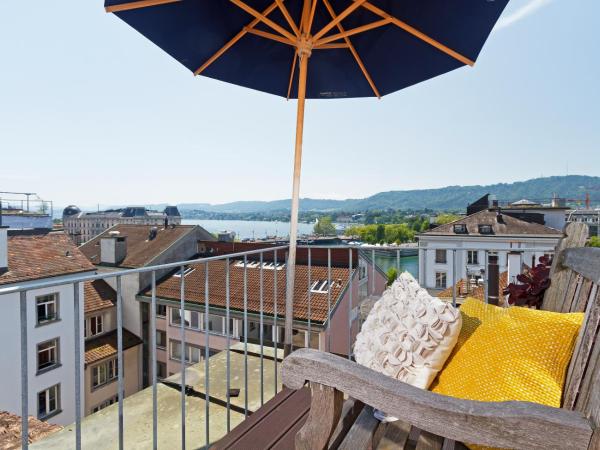 Hotel Rössli : photo 2 de la chambre suite junior avec terrasse et vue sur le lac 