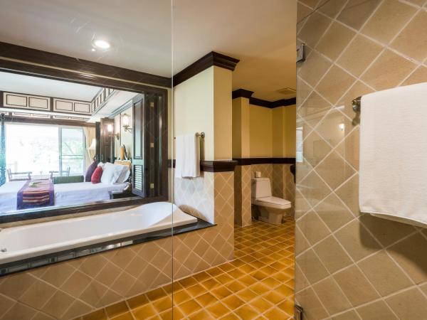 Wora Bura Hua Hin Resort & Spa - SHA Extra Plus : photo 5 de la chambre suite