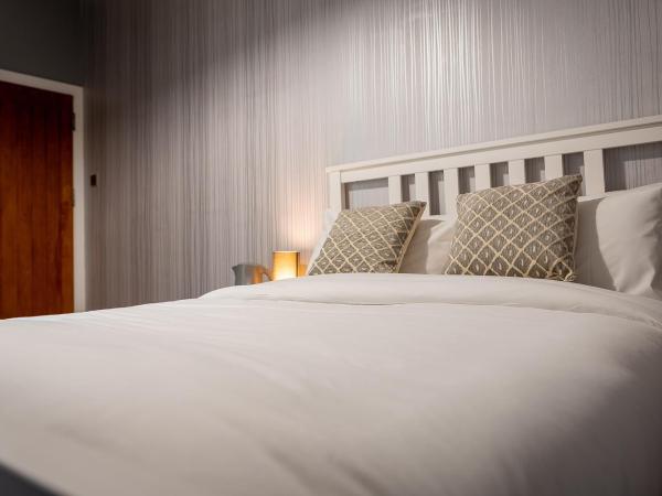 REM Hotel : photo 3 de la chambre chambre double deluxe avec douche