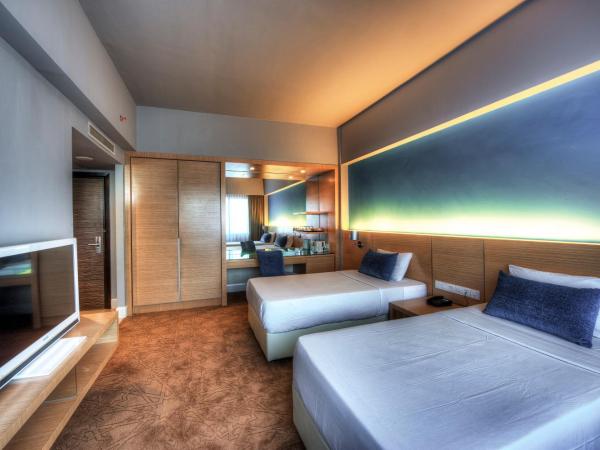 Raia Hotel Kota Kinabalu : photo 4 de la chambre chambre lits jumeaux supérieure