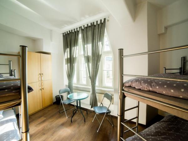 Max Berg Hostel : photo 2 de la chambre lit dans un dortoir de 4 lits