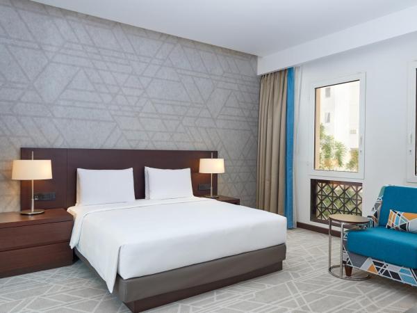 Hyatt Place Dubai Wasl District : photo 5 de la chambre suite lit king-size