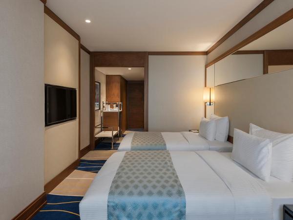 Elite World Grand Istanbul Küçükyalı : photo 2 de la chambre chambre deluxe avec 2 lits simples - vue sur mer