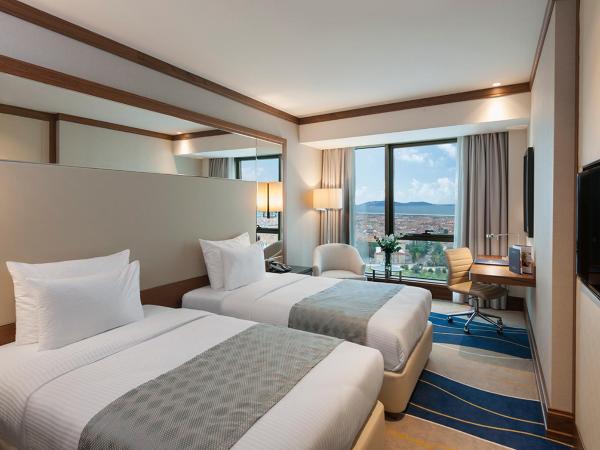 Elite World Grand Istanbul Küçükyalı : photo 1 de la chambre chambre deluxe avec 2 lits simples - vue sur mer