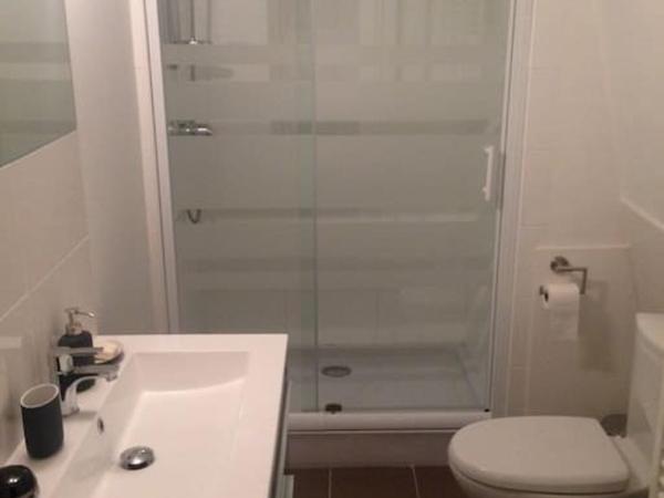 Les Chambres d'Hotes chez Alisa et Daniel : photo 4 de la chambre grande chambre double 