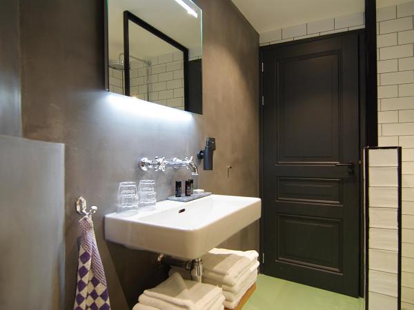 Authentic Farmhouse - De Vergulden Eenhoorn : photo 4 de la chambre suite avec douche