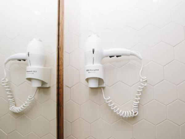 Málaga Premium Hotel : photo 10 de la chambre chambre double ou lits jumeaux supérieure avec balcon 