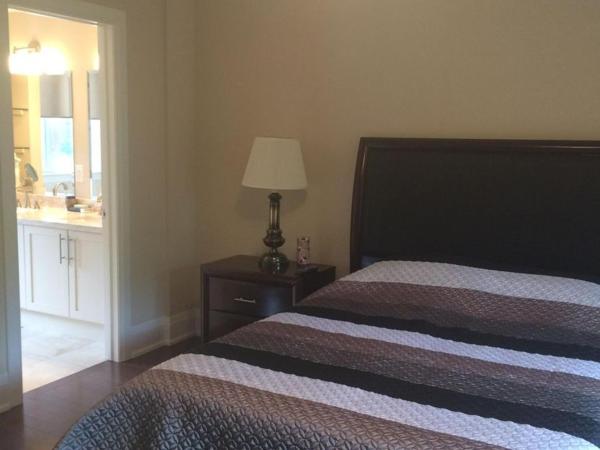 Luxury Home - Upper Toronto Beaches : photo 4 de la chambre maison de vacances