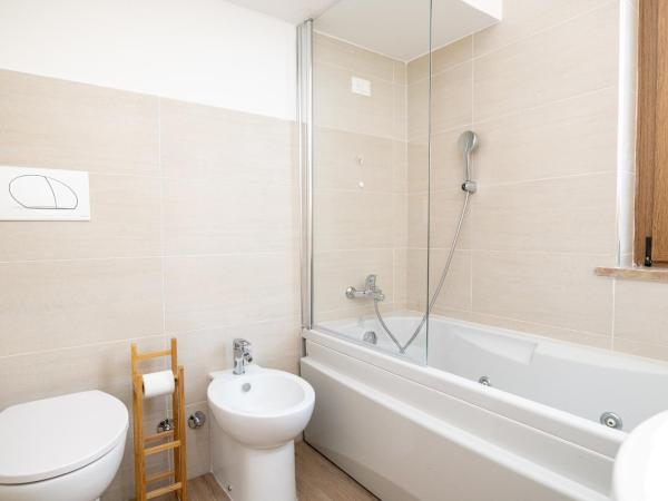 Scaligero Rooms : photo 5 de la chambre chambre double avec baignoire spa