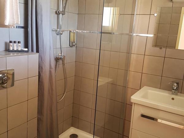 Résidence Saint Michel : photo 10 de la chambre studio