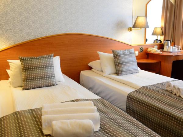 Hotel Orion Várkert : photo 8 de la chambre chambre lits jumeaux deluxe