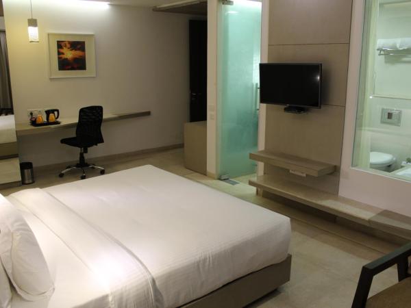 Keys Lite by Lemon Tree Hotels, Mayfield, Gurgaon : photo 4 de la chambre keys indulge room with bathtub