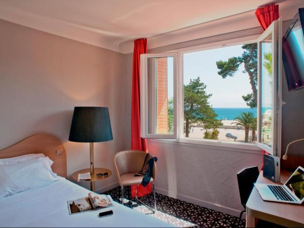 Hôtel Beau Rivage : photo 2 de la chambre chambre double supérieure - vue sur mer