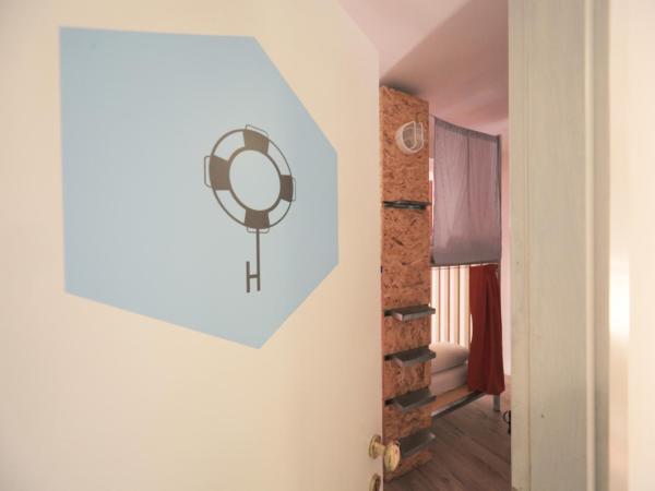 Dopa Hostel : photo 1 de la chambre lit dans dortoir mixte de 4 lits