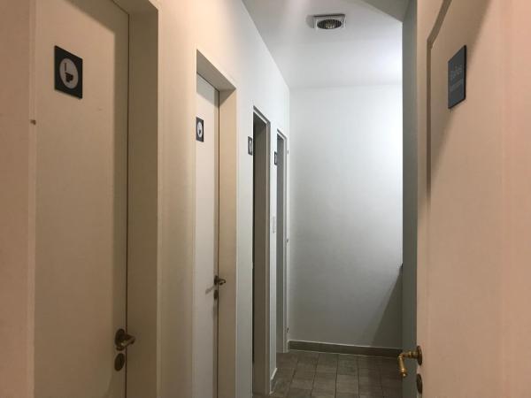 Folk Suites : photo 6 de la chambre lit superposé dans dortoir mixte