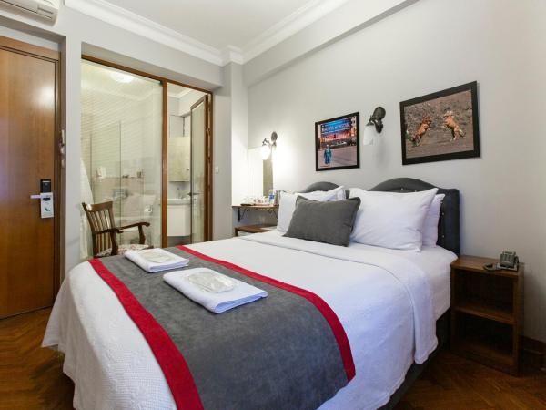 Queen Seagull Boutique Hotel : photo 2 de la chambre chambre lit queen-size - vue sur mer