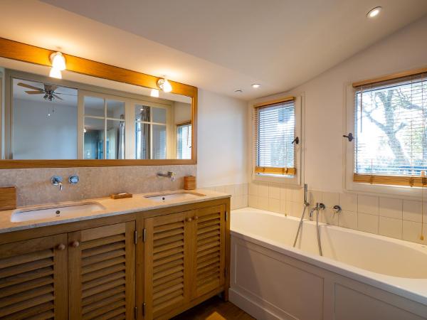 CHISTERA : photo 6 de la chambre chambre double deluxe avec balcon - vue sur mer