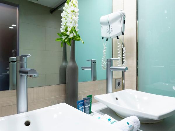 Hotel & Spa Real Ciudad De Zaragoza : photo 6 de la chambre chambre double