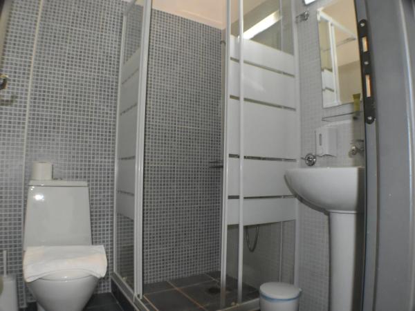 RentRooms Thessaloniki : photo 3 de la chambre chambre simple avec balcon