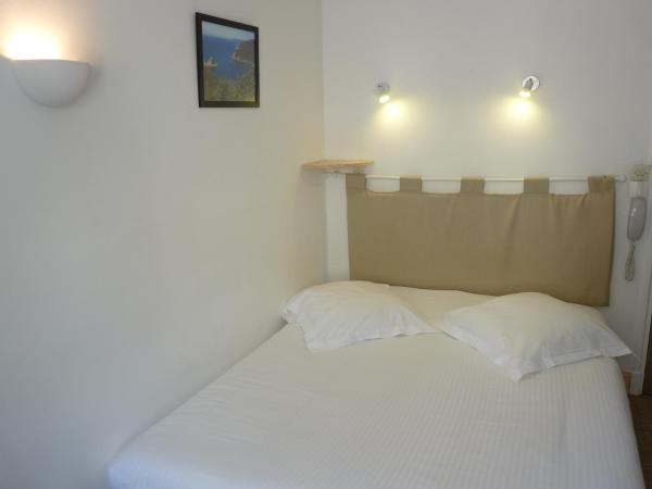 Hôtel L'Oustaou : photo 3 de la chambre chambre double ou lits jumeaux