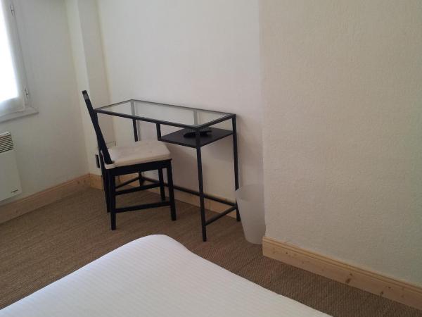 Hôtel L'Oustaou : photo 5 de la chambre chambre double ou lits jumeaux