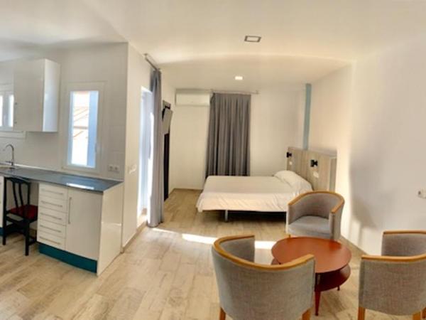 Hotel Madrid Río : photo 7 de la chambre studio