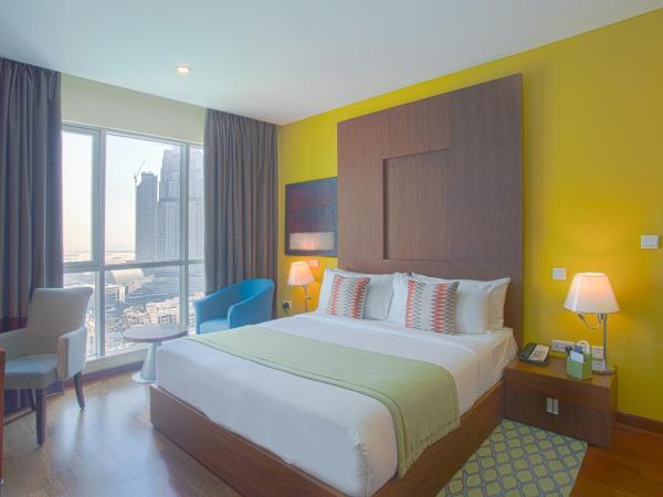 Ramada by Wyndham Downtown Dubai : photo 4 de la chambre chambre lit king-size - vue sur burj khalifa/fontaine - non-fumeurs
