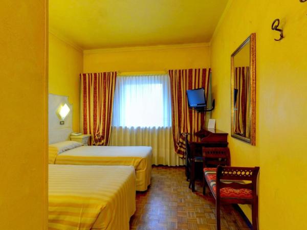 Ai Ronchi Motor Hotel Brescia : photo 1 de la chambre chambre lits jumeaux