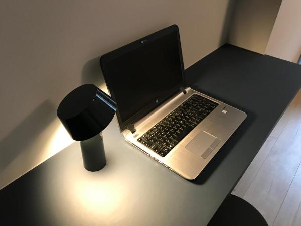 B&B Inn Between : photo 4 de la chambre chambre lit king-size - vue sur jardin