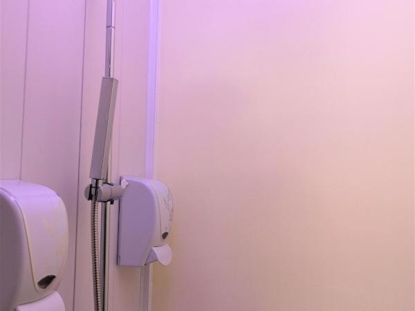 Erase un Hotel : photo 7 de la chambre petite chambre double