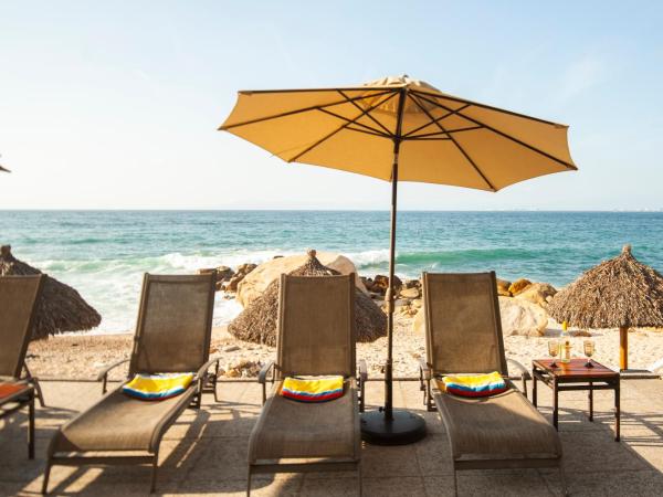 Ocean Front, 3 bedroom, 3 bathroom, Casa Natalia, Playa Esmeralda : photo 9 de la chambre appartement 3 chambres