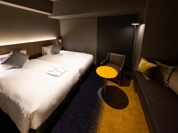 The Royal Park Canvas - Ginza 8 : photo 1 de la chambre chambre triple supérieure