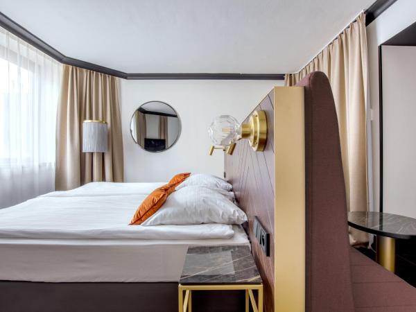 Vienna House by Wyndham Diplomat Prague : photo 3 de la chambre suite junior