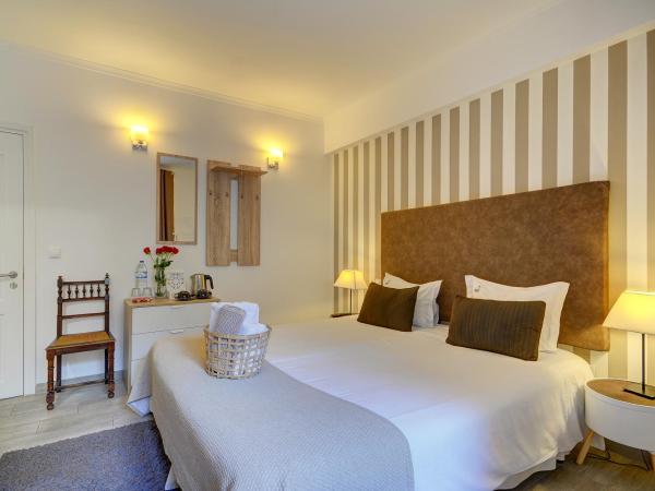 Inn Bairro Alto BA Sweet : photo 1 de la chambre chambre double ou lits jumeaux avec salle de bains privative