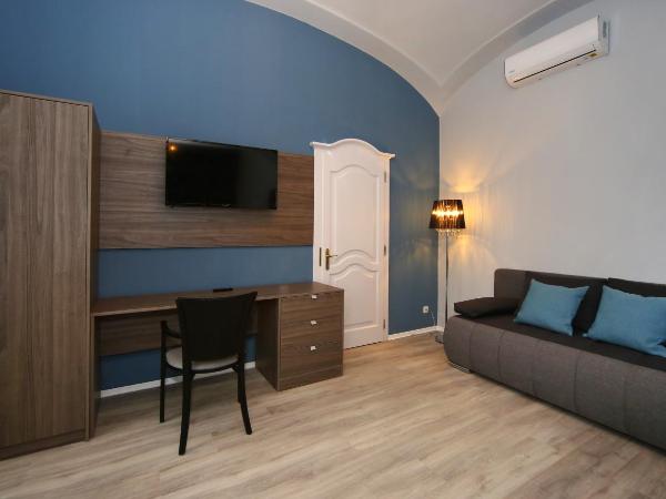 Várkapu Panzió : photo 2 de la chambre chambre double