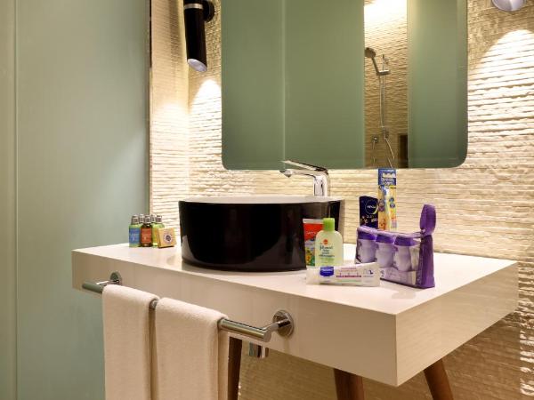 Family Selection at Grand Palladium Costa Mujeres Resort & Spa - All Inclusive : photo 8 de la chambre suite junior sélection familiale - côté plage