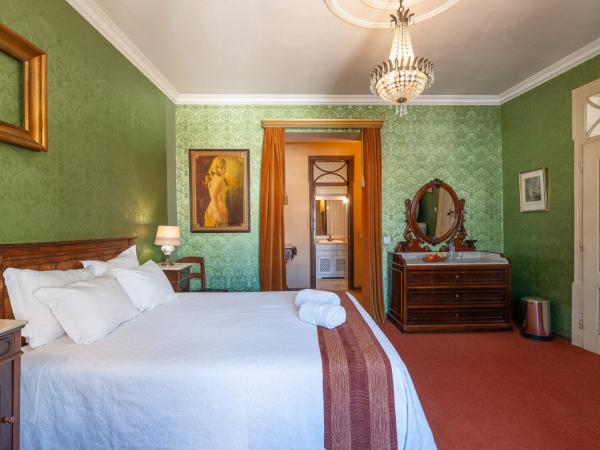 Casa dos Arcos - Charm Guesthouse : photo 2 de la chambre chambre double deluxe avec balcon