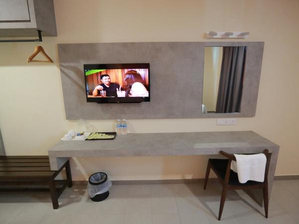 Pantai Regal Boutique Hotel : photo 2 de la chambre chambre lits jumeaux standard