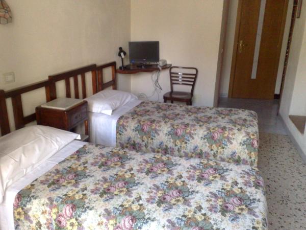 Albergo Locanda Garibaldi : photo 1 de la chambre chambre double