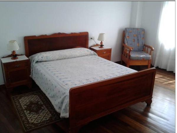 Hostal Pumar : photo 6 de la chambre chambre double avec salle de bains commune