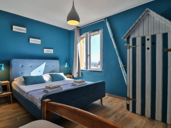 Hôtel La Bastide : photo 5 de la chambre chambre triple