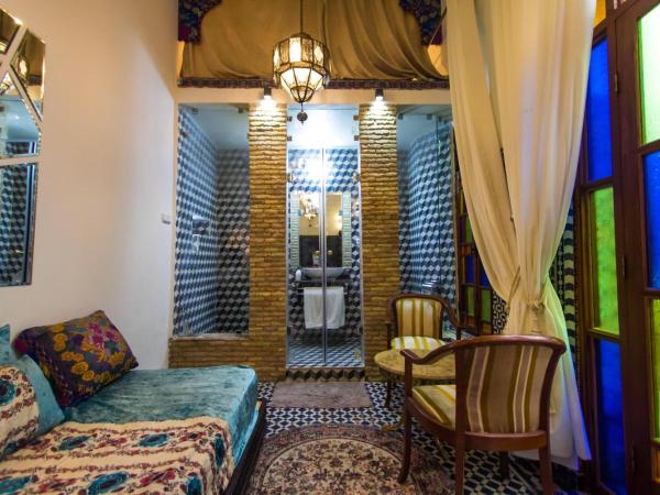 Riad 53 Fes - Luxury Oasis : photo 3 de la chambre chambre triple deluxe
