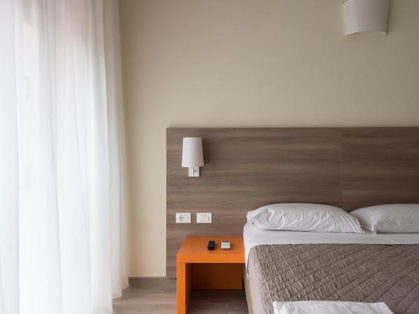 SAN FELICE 135 - 2 : photo 5 de la chambre chambre quadruple supérieure